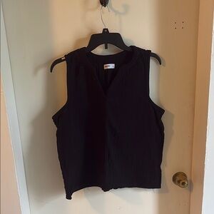Black Sleeveless Top